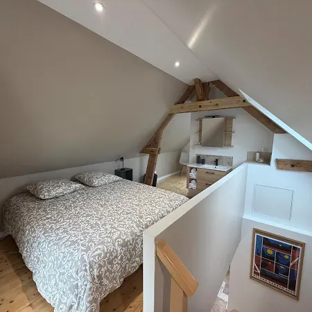 Daire Catherine Maisonnette Presles-et-Thierny